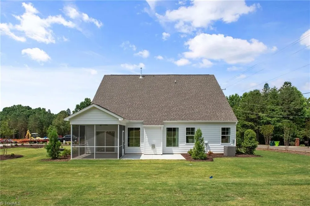 7811 Fairview Garden Trail Clemmons, NC 27012