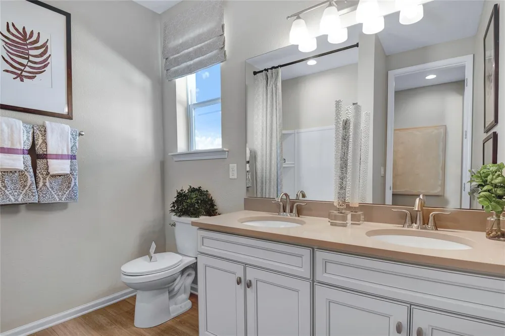 5316 SPRING MAIDEN CIRCLE Apollo Beach, FL 33572