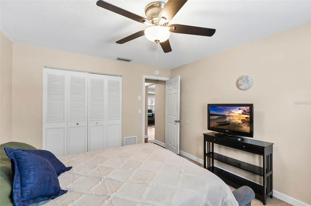 12152 BONNIE TERRACE Seminole, FL 33772