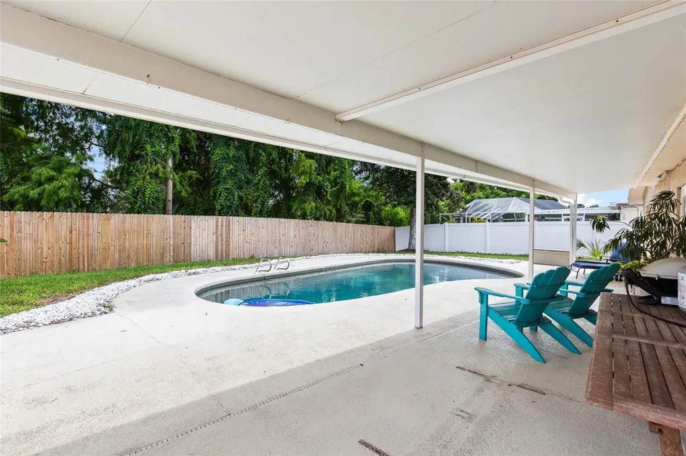 12152 BONNIE TERRACE Seminole, FL 33772