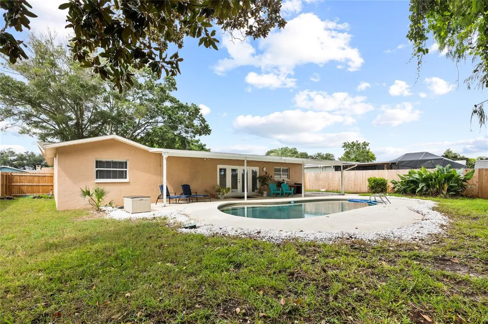 12152 BONNIE TERRACE Seminole, FL 33772
