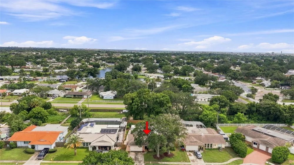 12152 BONNIE TERRACE Seminole, FL 33772