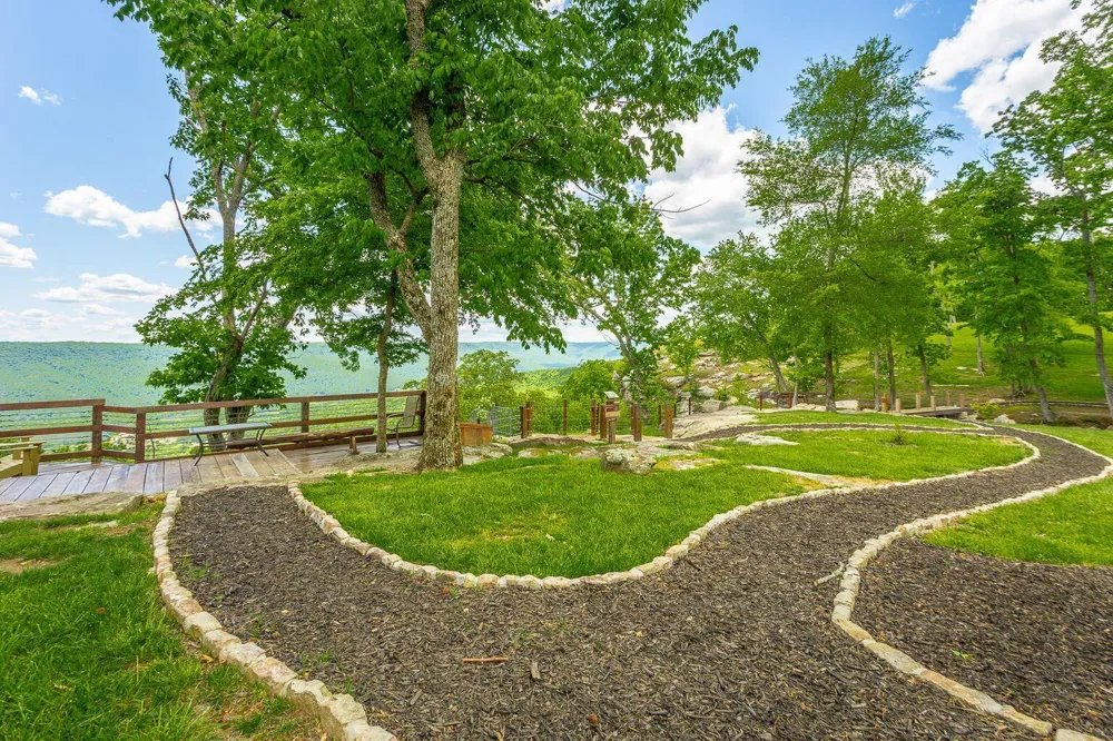 3775 Crockett Pointe Jasper, TN 37347