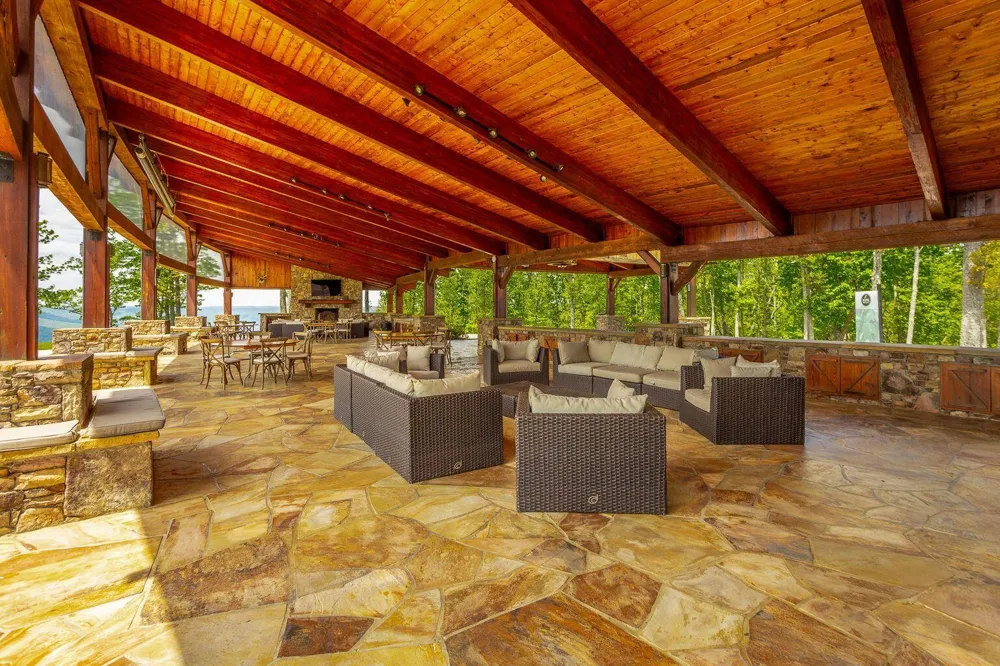 3775 Crockett Pointe Jasper, TN 37347