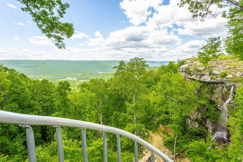 3775 Crockett Pointe Jasper, TN 37347