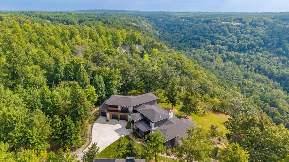 3775 Crockett Pointe Jasper, TN 37347