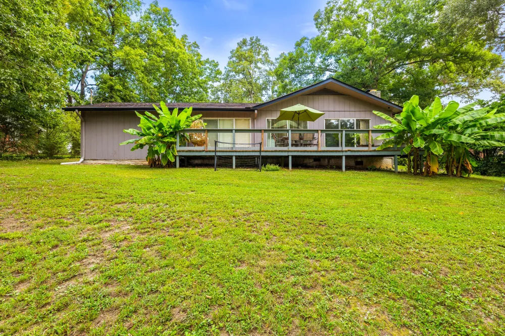 221 Riderwood Drive Dalton, GA 30721