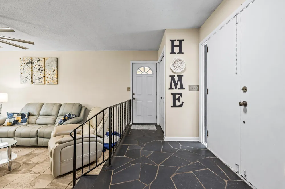221 Riderwood Drive Dalton, GA 30721