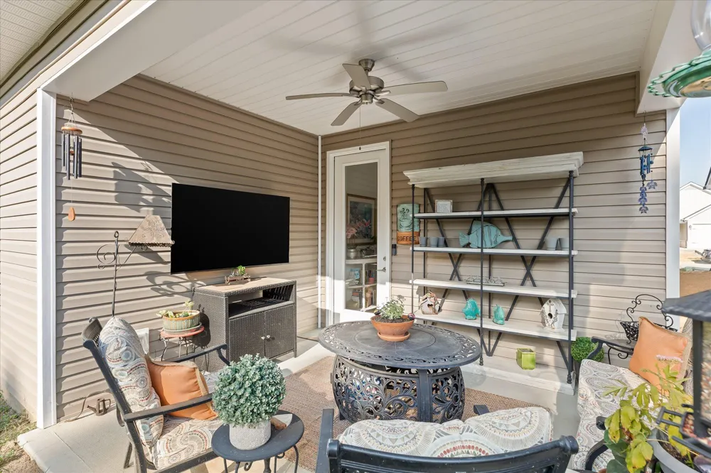 6530 Elizabeth Ann Way Ooltewah, TN 37363