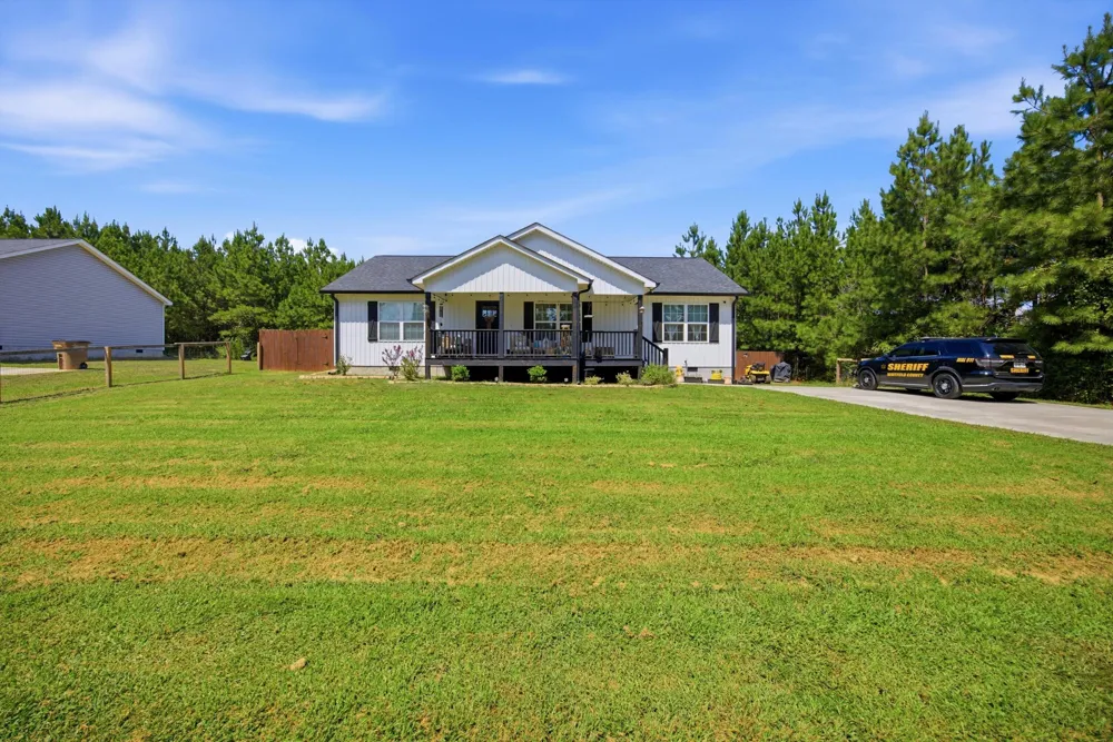 8241 Ga Hwy 2 Dalton, GA 30721