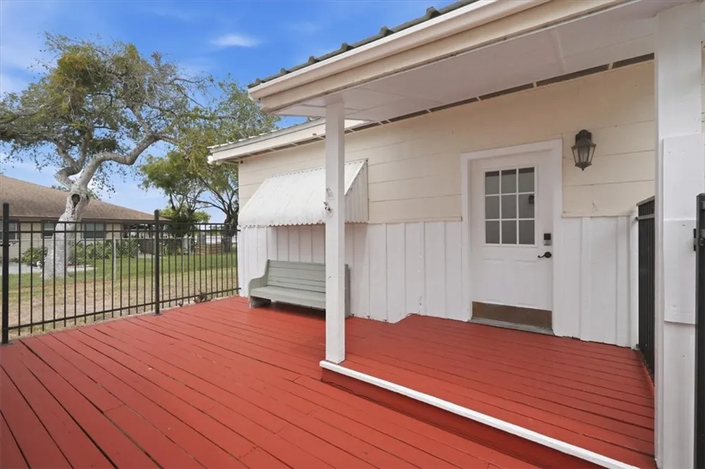25006 Tuckers Trl Mathis, TX 78368