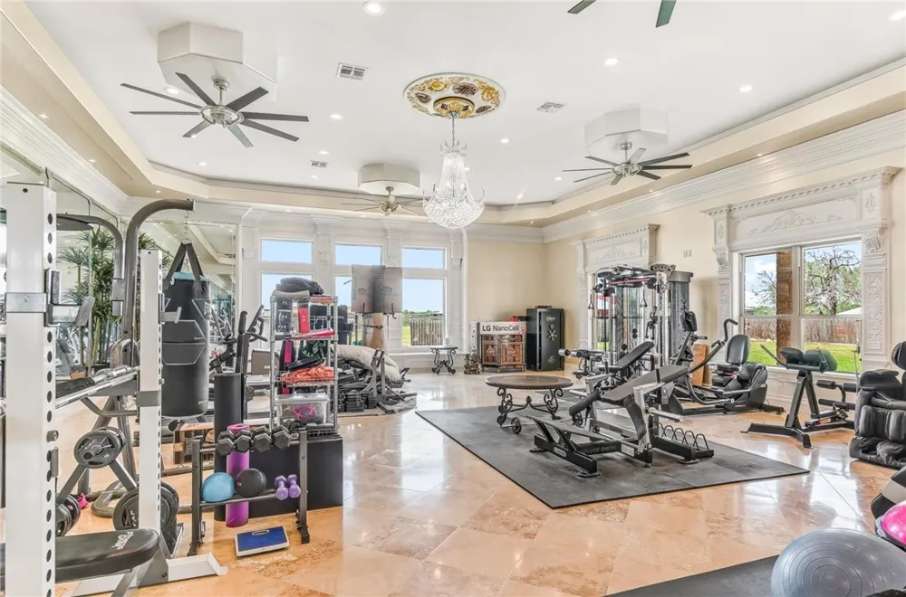 221 W Sage Kingsville, TX 78363