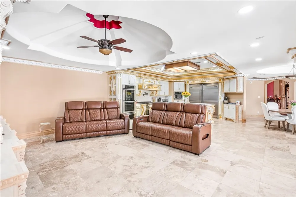 221 W Sage Kingsville, TX 78363