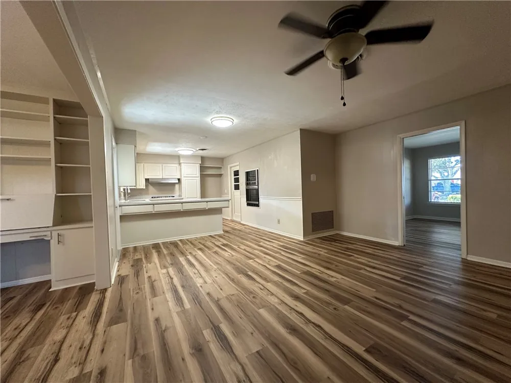 118 7th Street Portland, TX 78374