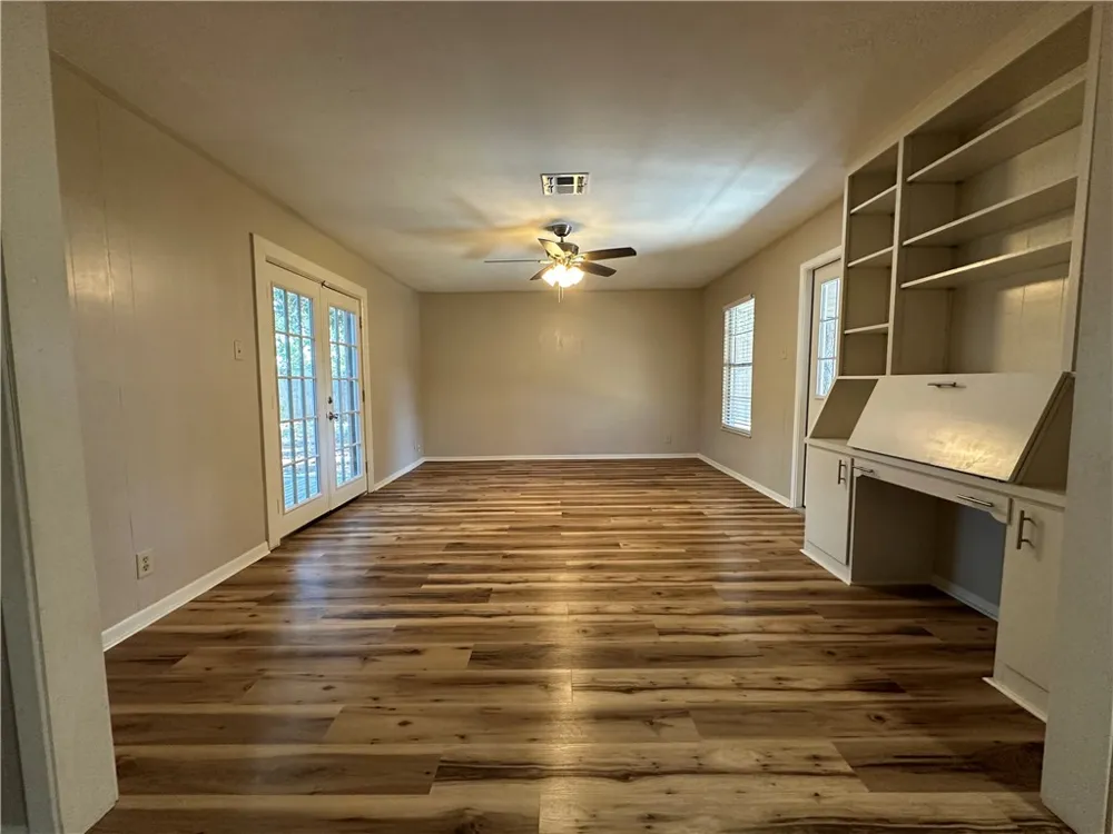118 7th Street Portland, TX 78374