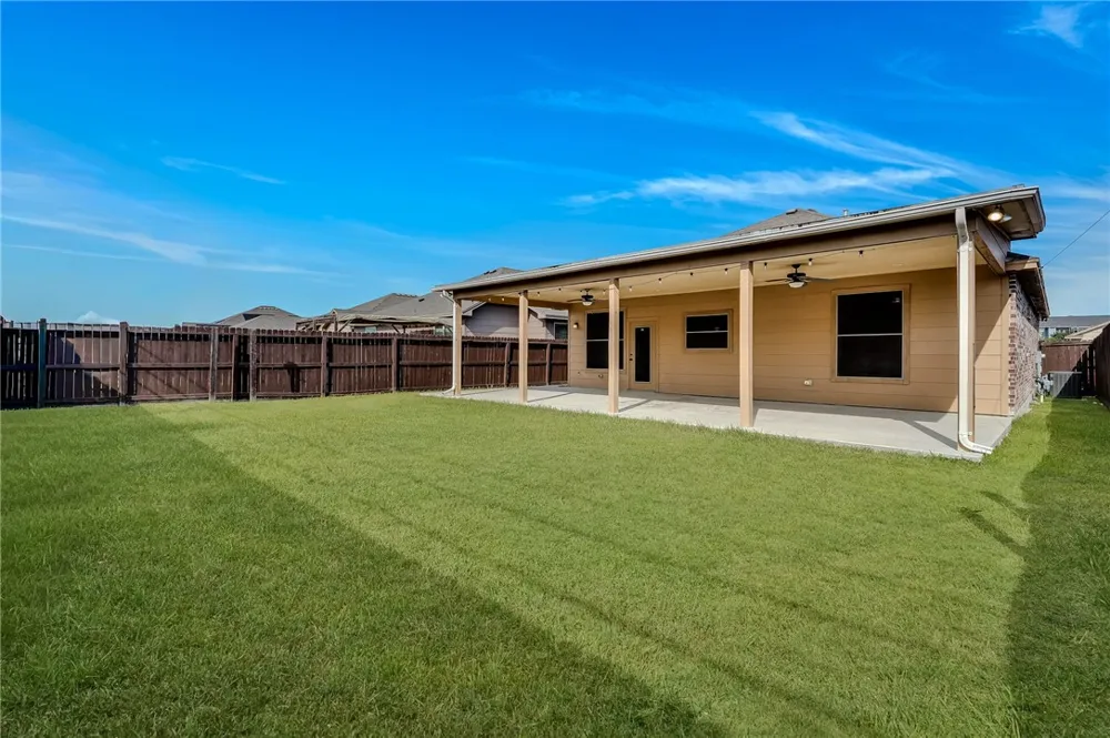 3021 Maverick Drive Corpus Christi, TX 78410