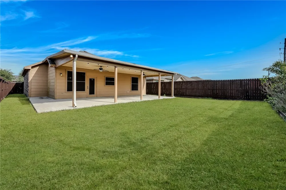 3021 Maverick Drive Corpus Christi, TX 78410