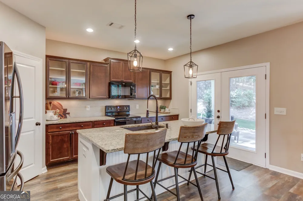 6144 Stella Light DR Flowery Branch, GA 30542