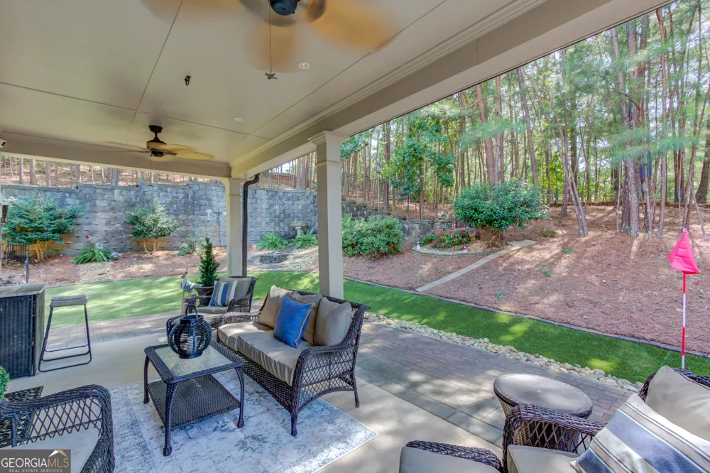 6144 Stella Light DR Flowery Branch, GA 30542
