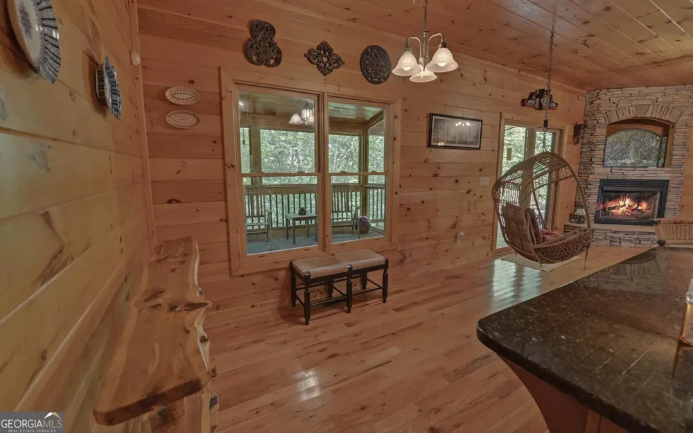 803 Brookhaven LN Blue Ridge, GA 30513