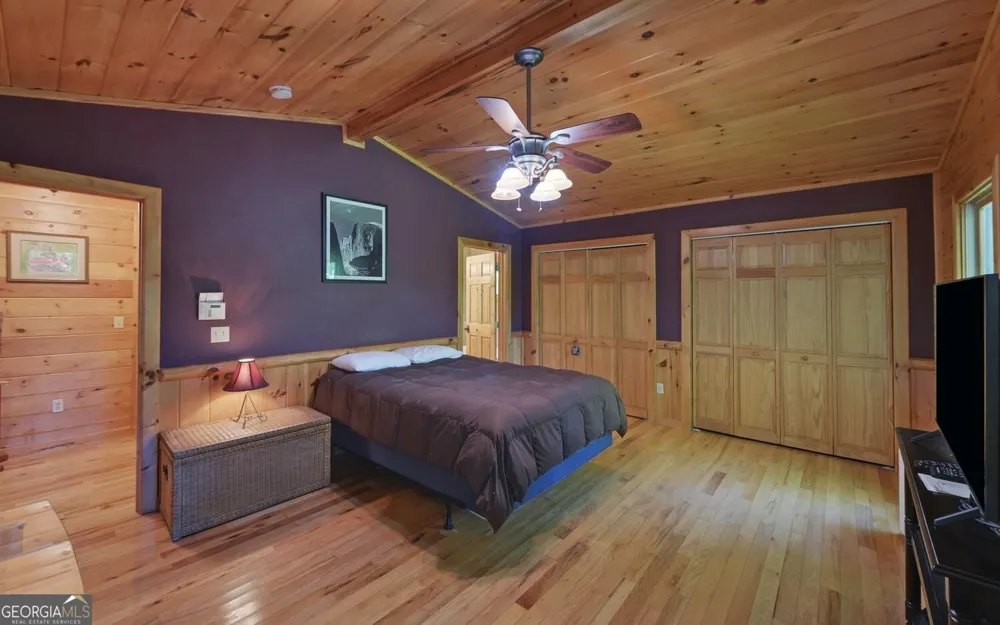 803 Brookhaven LN Blue Ridge, GA 30513