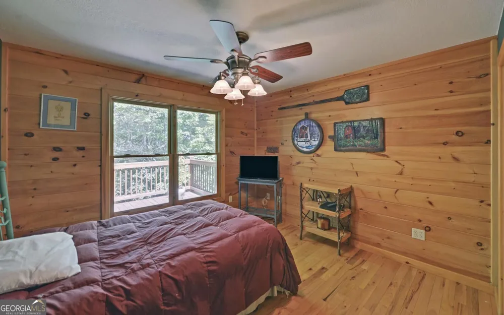 803 Brookhaven LN Blue Ridge, GA 30513