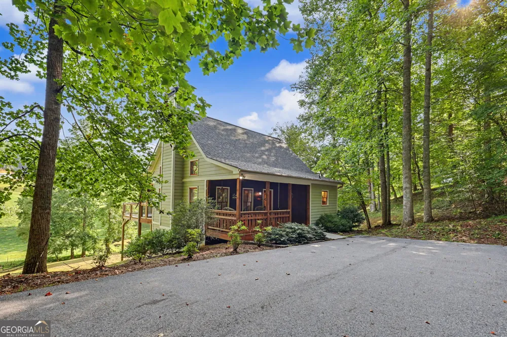 105 Evergreen RD Hiawassee, GA 30546