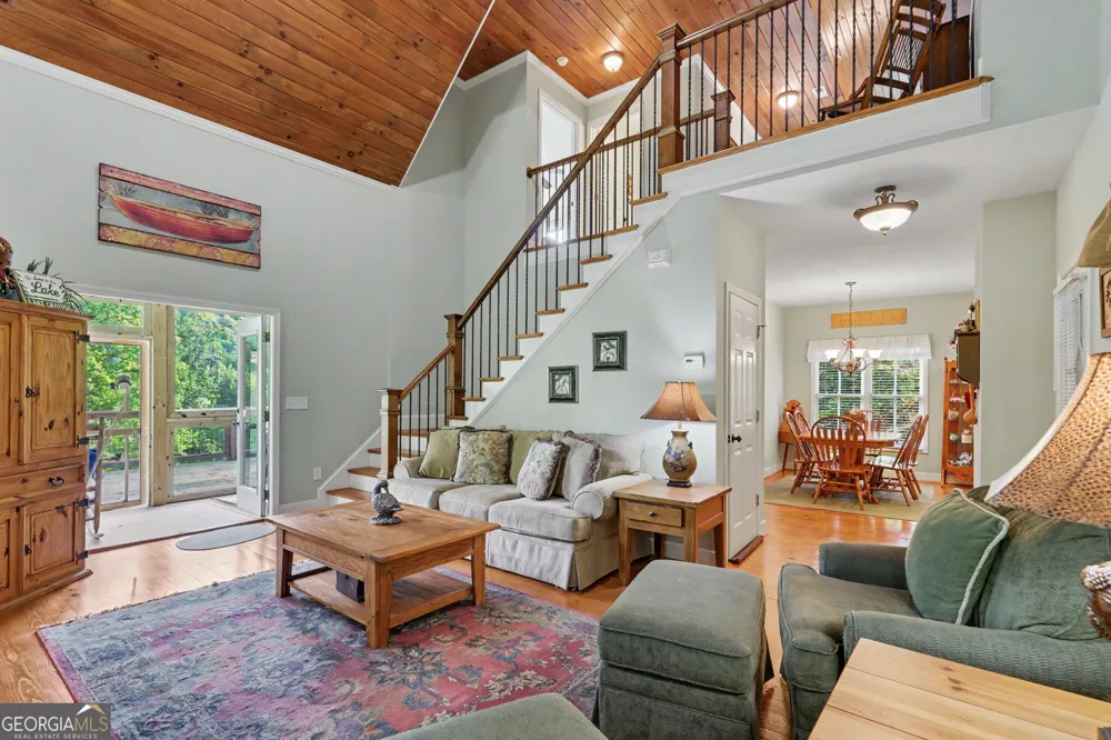 105 Evergreen RD Hiawassee, GA 30546