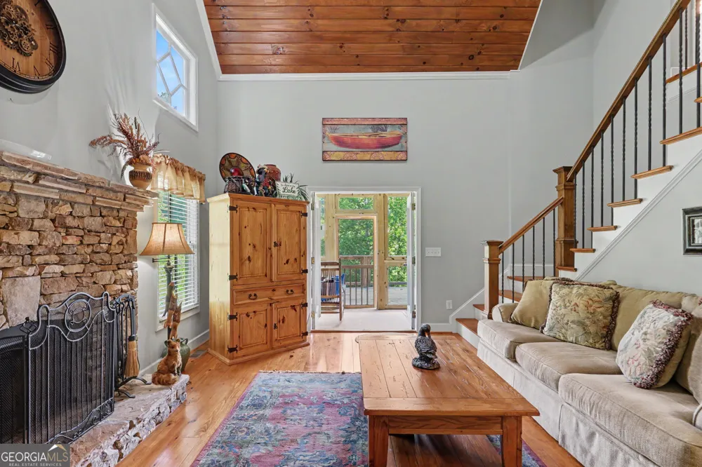 105 Evergreen RD Hiawassee, GA 30546