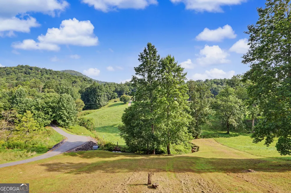 105 Evergreen RD Hiawassee, GA 30546