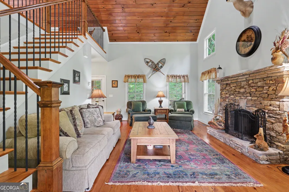 105 Evergreen RD Hiawassee, GA 30546