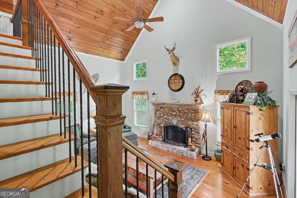 105 Evergreen RD Hiawassee, GA 30546