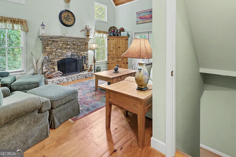 105 Evergreen RD Hiawassee, GA 30546