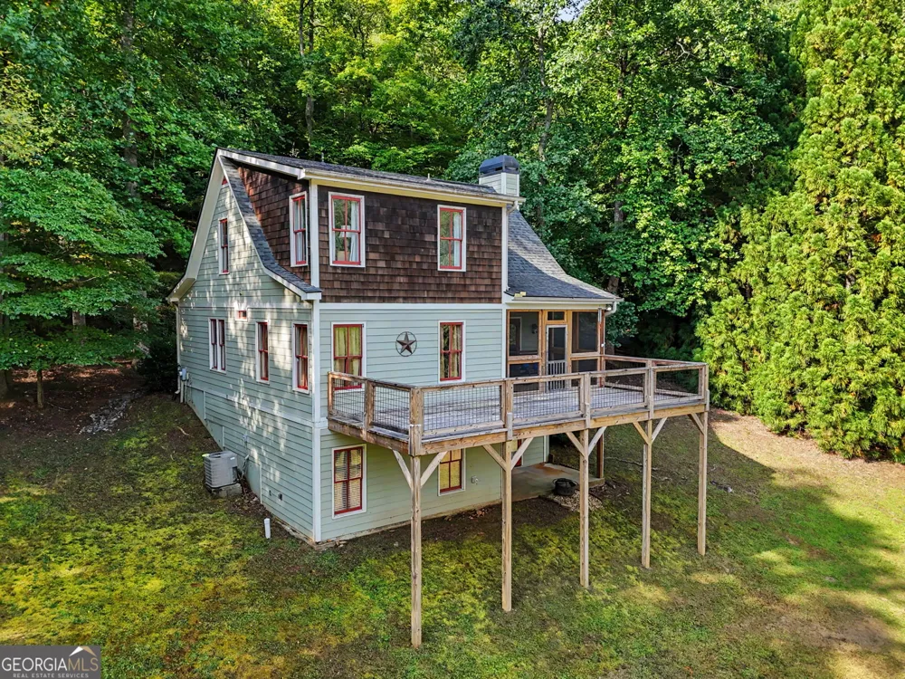 105 Evergreen RD Hiawassee, GA 30546