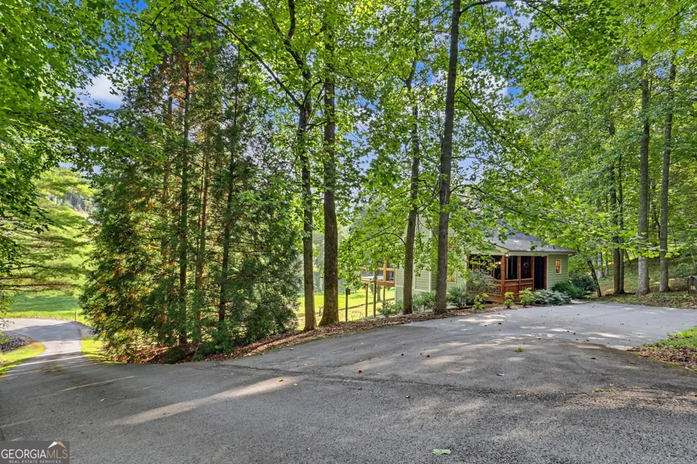 105 Evergreen RD Hiawassee, GA 30546