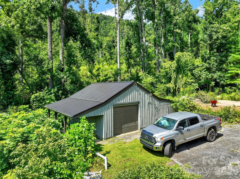 299 Webb Cove Road Asheville, NC 28804