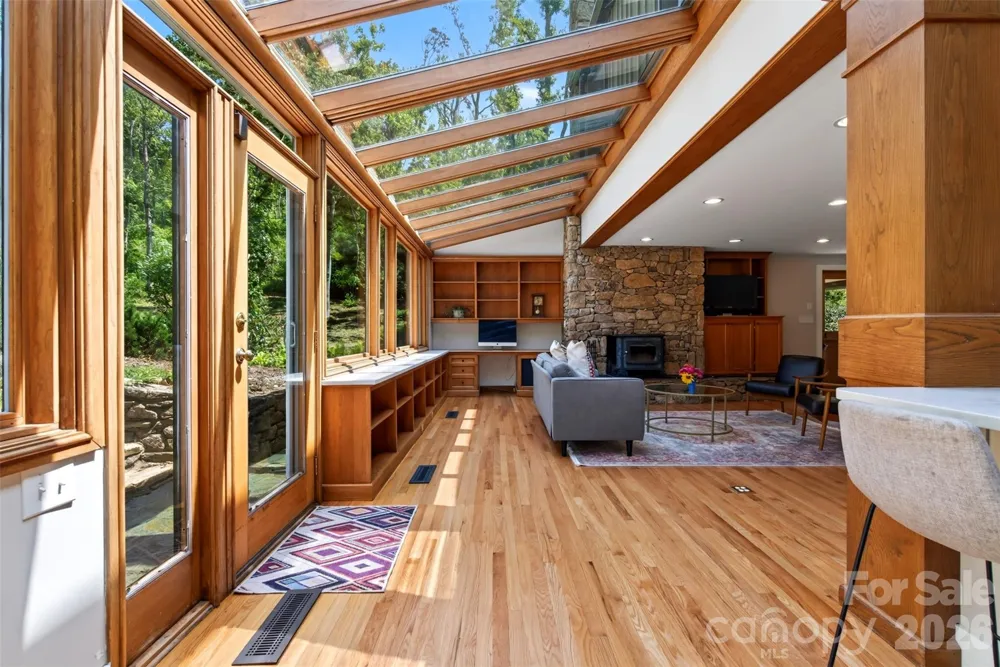 299 Webb Cove Road Asheville, NC 28804