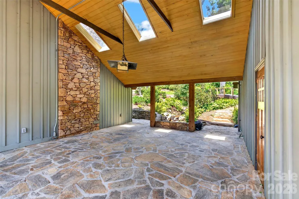 299 Webb Cove Road Asheville, NC 28804
