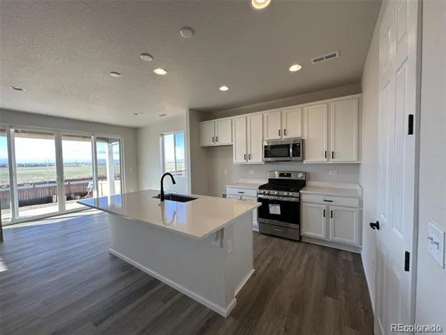 1763 Papuan Court Brighton, CO 80601