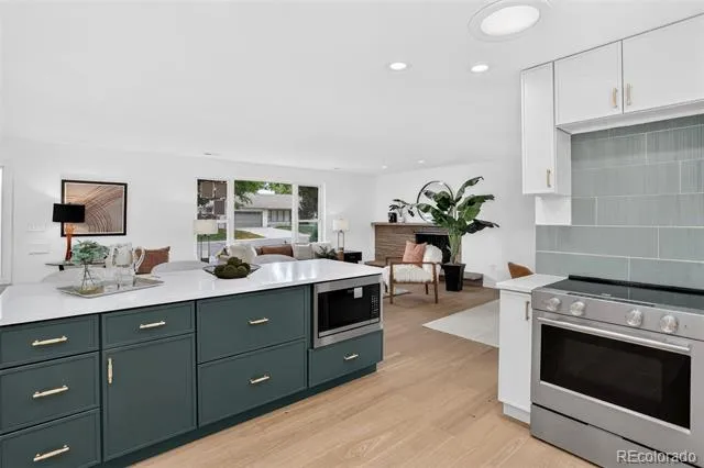 3723 S Hudson Street Denver, CO 80237
