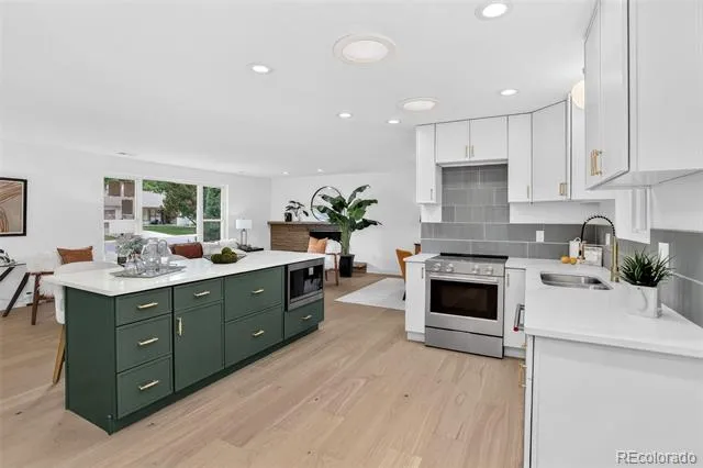 3723 S Hudson Street Denver, CO 80237