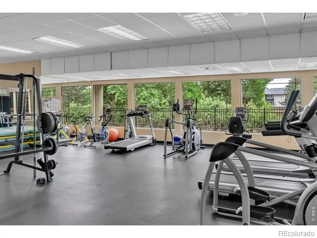 850 W Moorhead Circle #2F Boulder, CO 80305