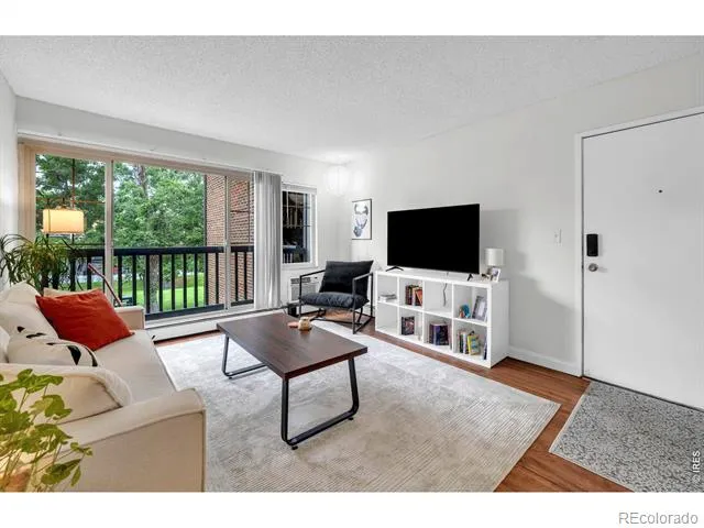 850 W Moorhead Circle #2F Boulder, CO 80305