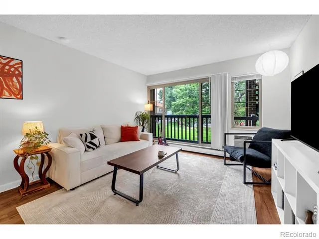 850 W Moorhead Circle #2F Boulder, CO 80305