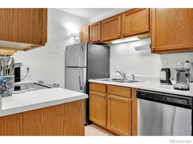 850 W Moorhead Circle #2F Boulder, CO 80305