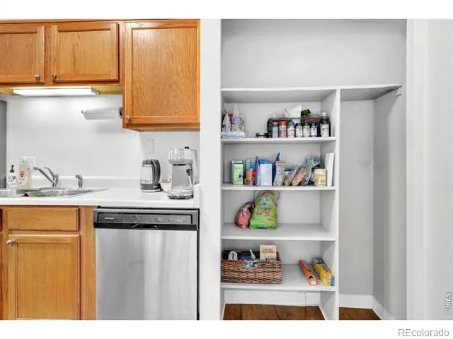 850 W Moorhead Circle #2F Boulder, CO 80305