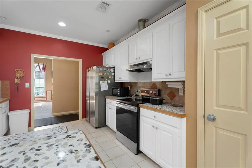 1000 Georgian Hills Dr Lawrenceville, GA 30045