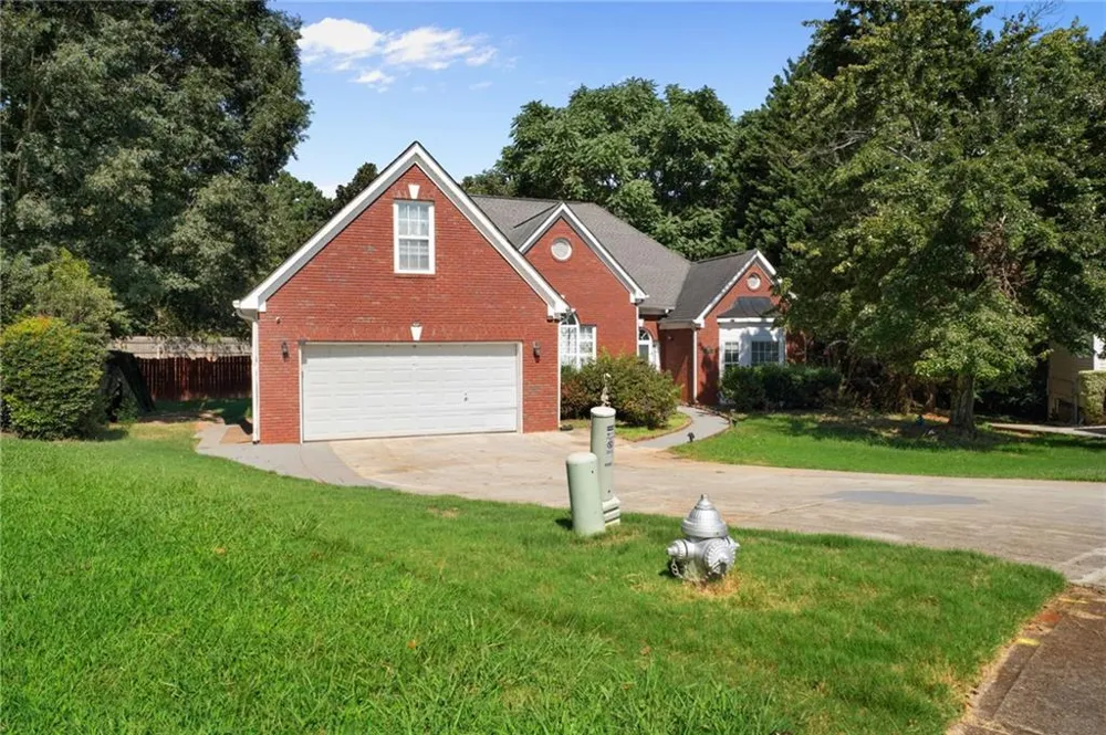 1000 Georgian Hills Dr Lawrenceville, GA 30045