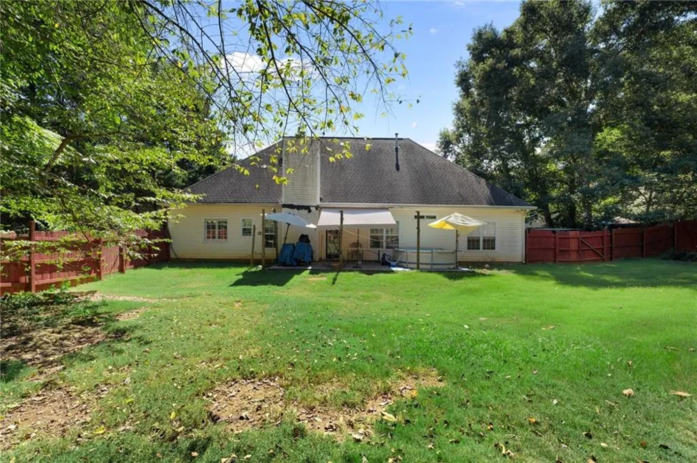1000 Georgian Hills Dr Lawrenceville, GA 30045