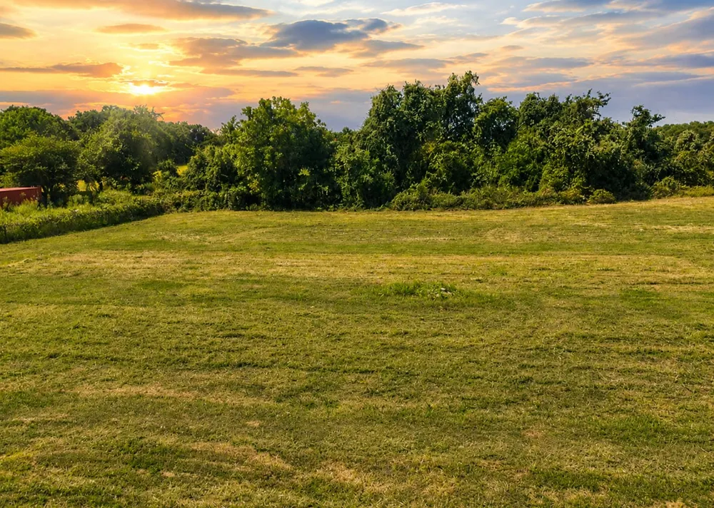 Alto Lane Gholson, TX 76705